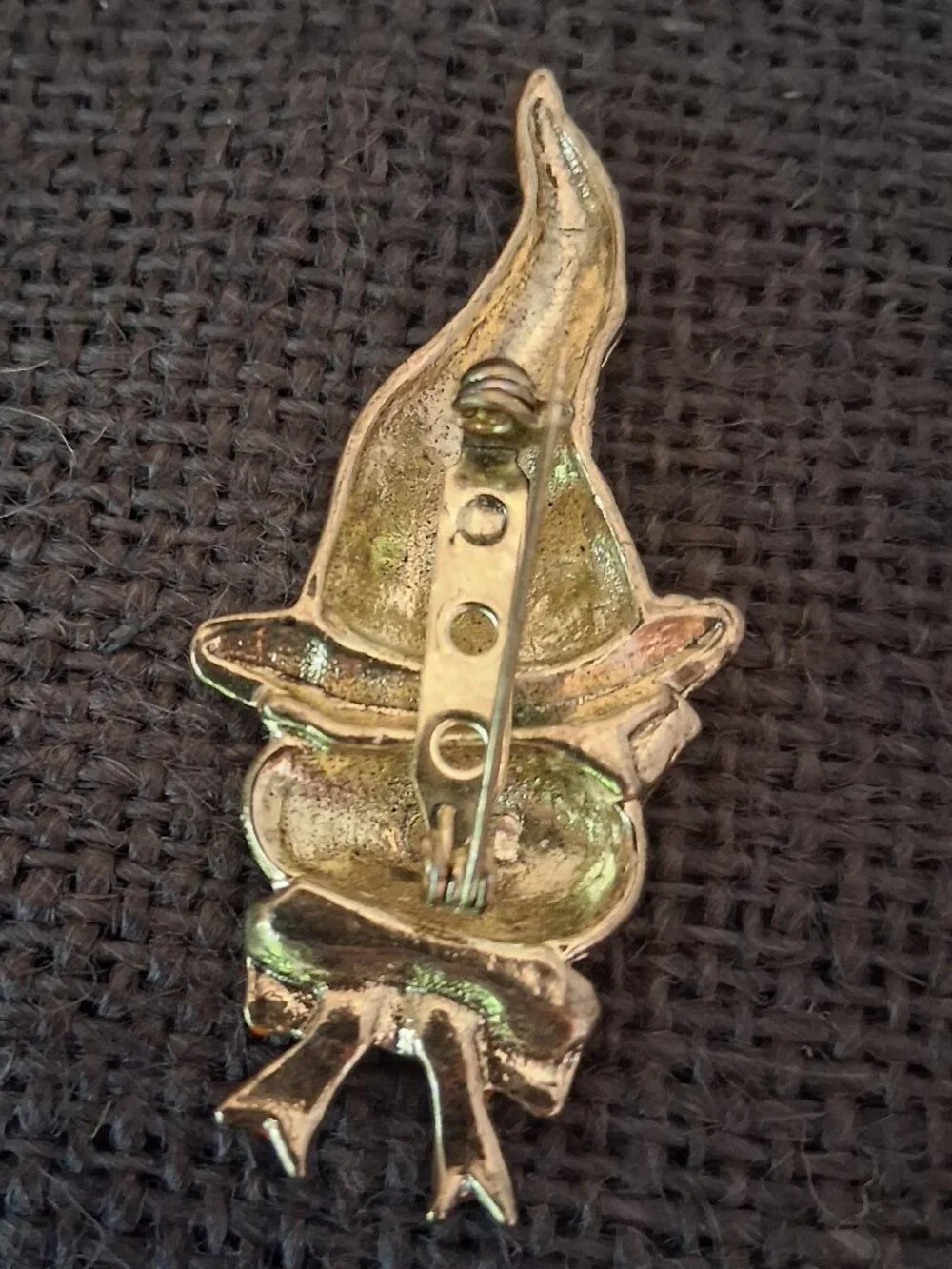 Vintage Halloween Enamel Cat Brooch Pin Witch Hat Bow